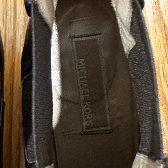 Michael Kors leather chocolatete brown leather ankle boots sz 6.5 - Picture 6 of 7